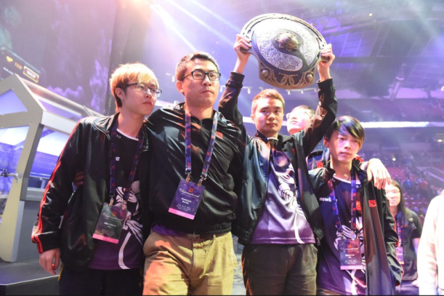 JDG生死局开龟？Crisp芮尔主宰节奏 WBG击败对手晋级世界赛