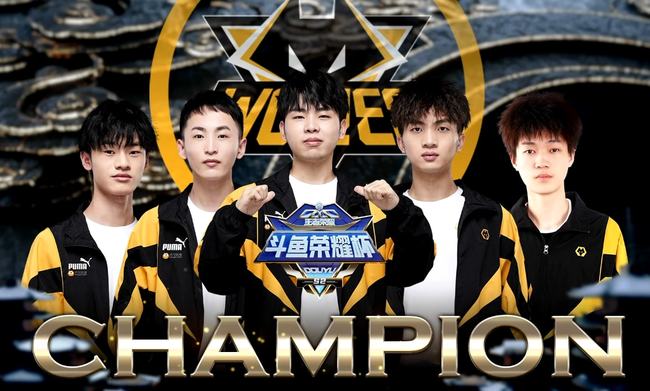B8 晋级 PGL Masters 布加勒斯特 2025 季后赛，而 Fnatic 退出了比赛